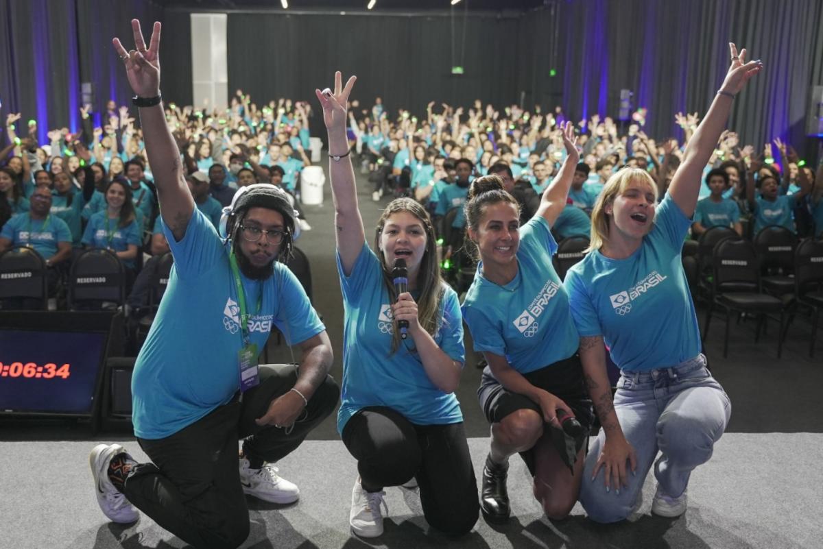 Estudantes do 9º ano da rede municipal de São Paulo conhecem oportunidades do esporte na COB Expo