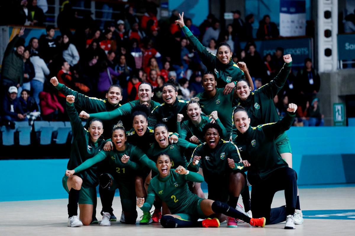 Canal Olímpico do Brasil transmite ao vivo, neste domingo (29), finais brasileiras no handebol, no tênis e no basquete